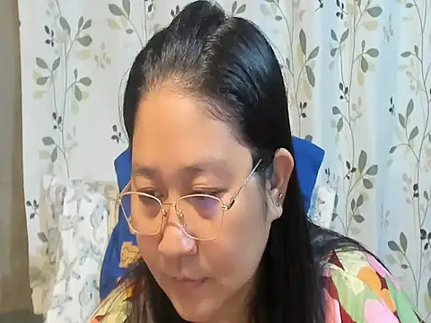 CHUBBY_ANGEL09's Webcam Show
