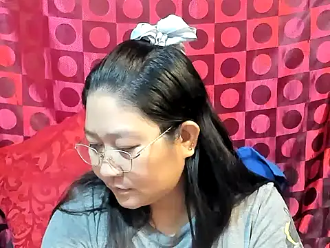 CHUBBY_ANGEL09's Webcam Show