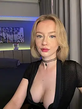 Annno4kaa Adlı Modelin Canlı XXX Sohbeti