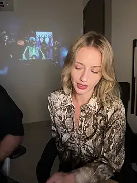 Annno4kaa Шоу с уебкамера