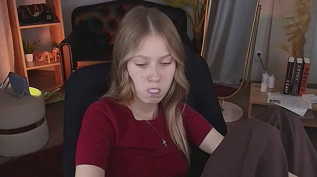 EveMundie's Webcam Show