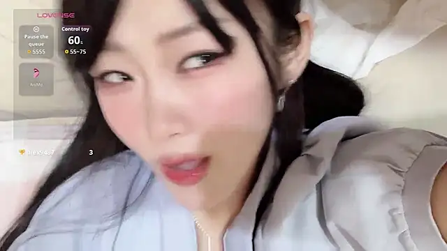 yueyue2003 Show in webcam