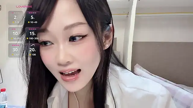 yueyue2003: вебкам-шоу