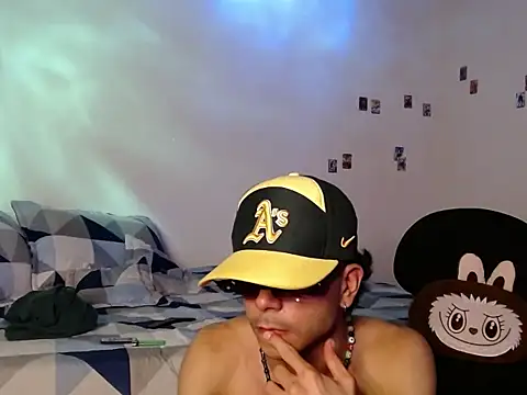 Dominic_hanks777 webcam show
