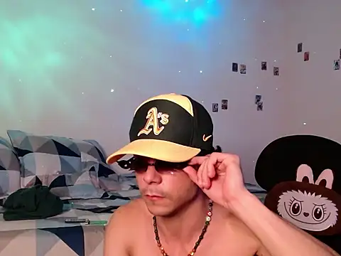 Dominic_hanks777 Webcam Show