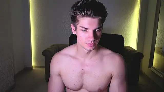 MaxKaiden Webcam show