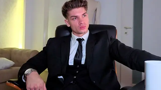 MaxKaiden Webcam show
