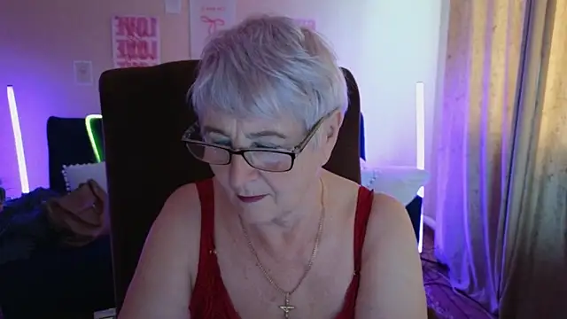 Sandra_Snowflake: απευθείας συνομιλία ΧΧΧ