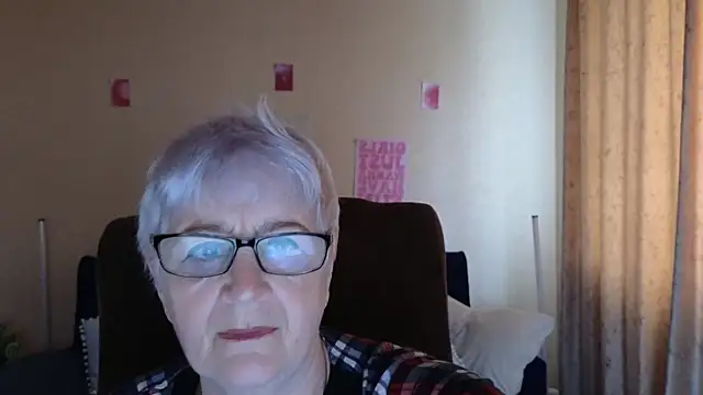 Chat XXX en directo de Sandra_Snowflake