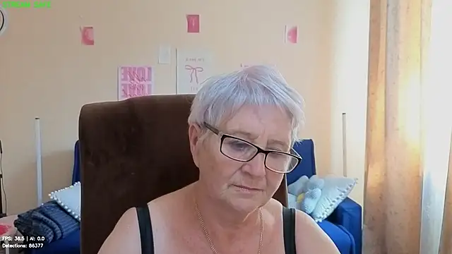 Sandra_Snowflake 现场XXX聊天
