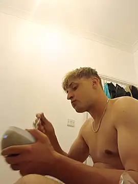 Levarboy – webcam-show