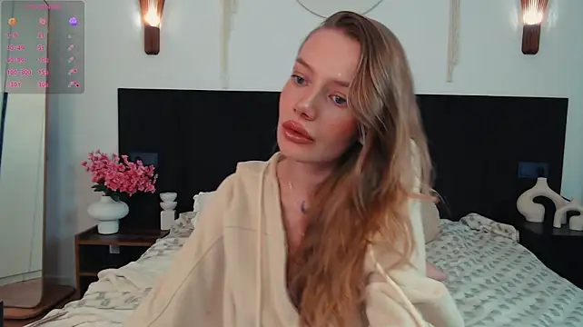 Amorettebae Chat XXX in diretta