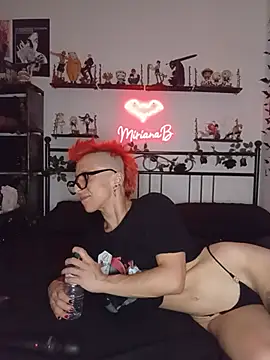 MirianaB 라이브 XXX 채팅