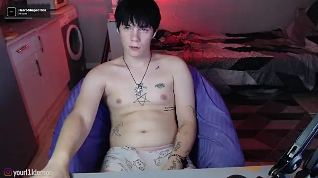 yourlildemon Webcamshow