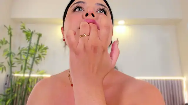 GeorginaReyes Adlı Modelin Web Kamerası Şovu