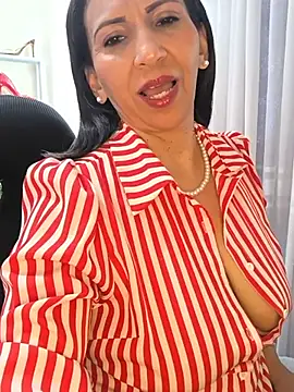 Chatroom XXX en direct de Mrsvictoriaaa