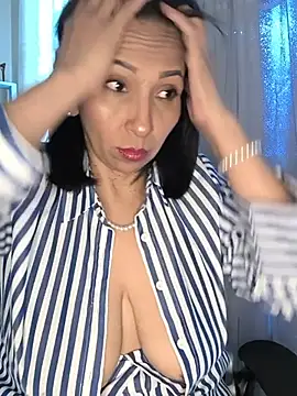 Mrsvictoriaaa Adlı Modelin Canlı XXX Sohbeti