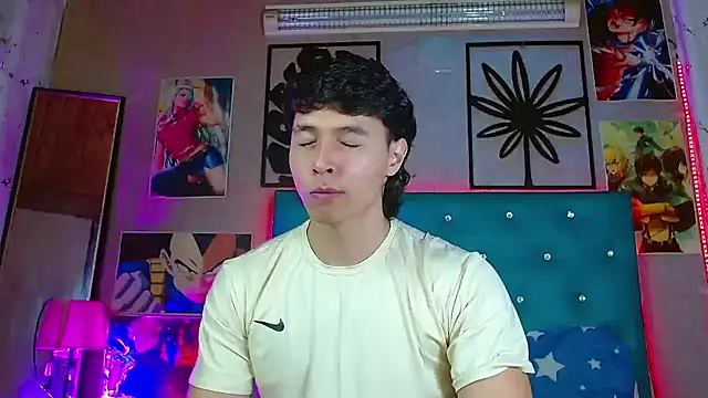 LiamAndrewzz 网络视讯表演