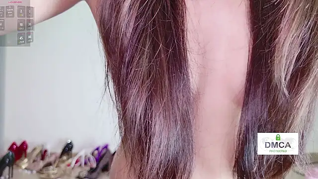 Vicki-66's Live XXX Chat