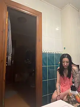 Chat XXX en directo de Naughtbaby_2025