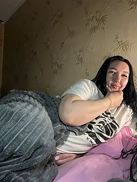 Naughtbaby_2025 Live XXX-Chat