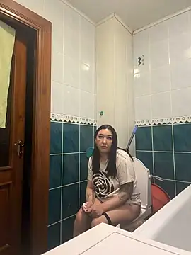 Naughtbaby_2025: онлайн-секс-чат
