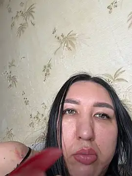 צ'אט XXX בשידור חי של Naughtbaby_2025