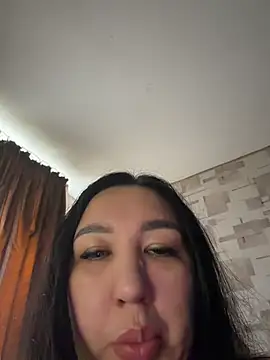Chat XXX en directo de Naughtbaby_2025