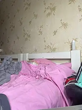 Pokazy przed kamerką – Naughtbaby_2025