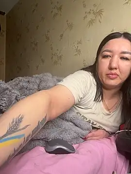 Naughtbaby_2025 – Live XXX-chat