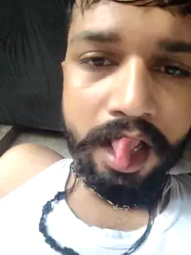 Show modela yourindianfellow na web-kameri