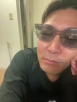 pierrot_0202 在線直播表演
