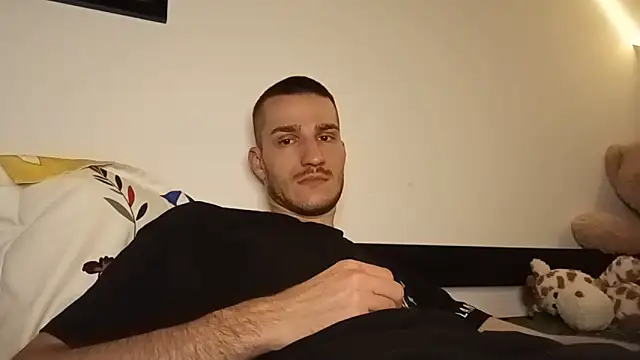 yoyoboy988 Webcam show