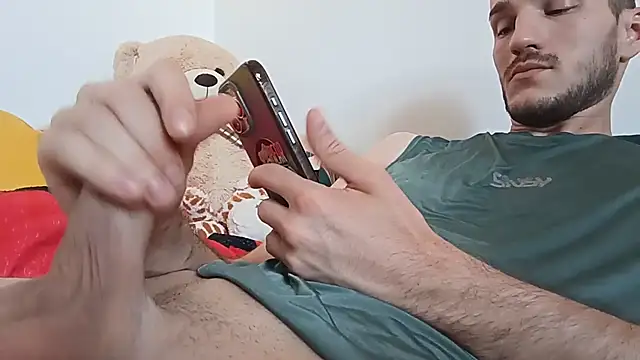 yoyoboy988 Webcam show