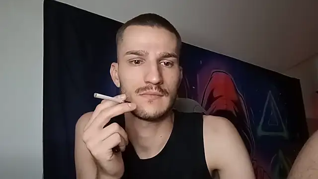 yoyoboy988 Show in webcam