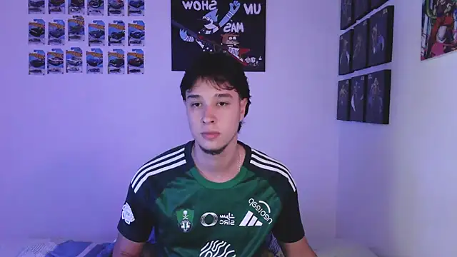 jack_walker190 Show Webcam