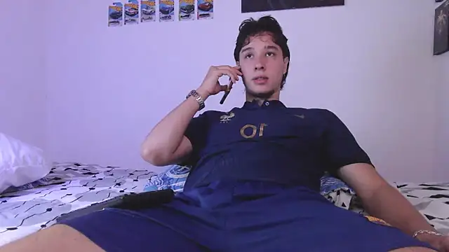 jack_walker190 Show Webcam