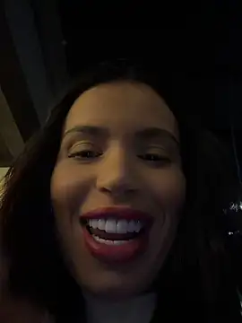 Show de Rafaellaz na webcam