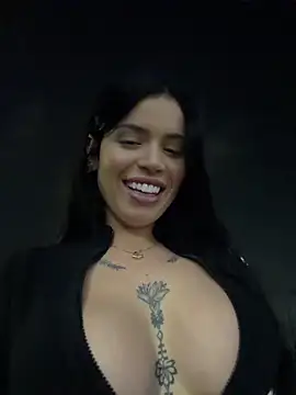 Rafaellaz 现场XXX聊天