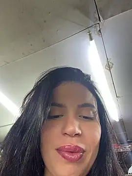 Phòng Chat Trực Tiếp Rafaellaz