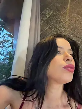 Rafaellaz Show in webcam