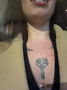 Show de Rafaellaz na webcam