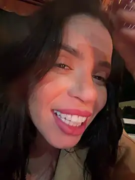 Sala de chat ao vivo de Rafaellaz