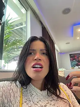 Show de Rafaellaz na webcam