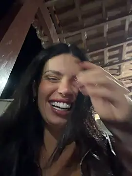 Show de Rafaellaz na webcam