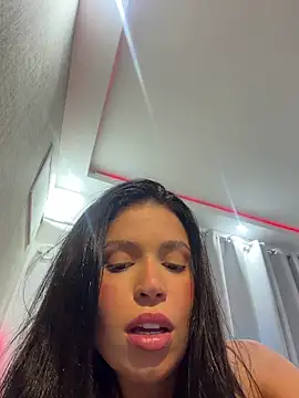 Show de Rafaellaz na webcam