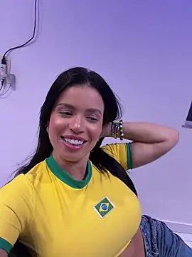 Show de Rafaellaz na webcam