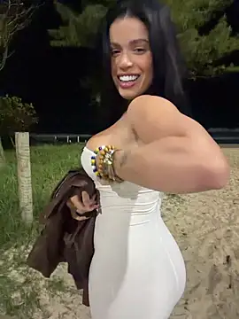 عرض كام Rafaellaz