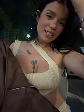 Chatroom XXX en direct de Rafaellaz