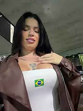 Show de Rafaellaz na webcam